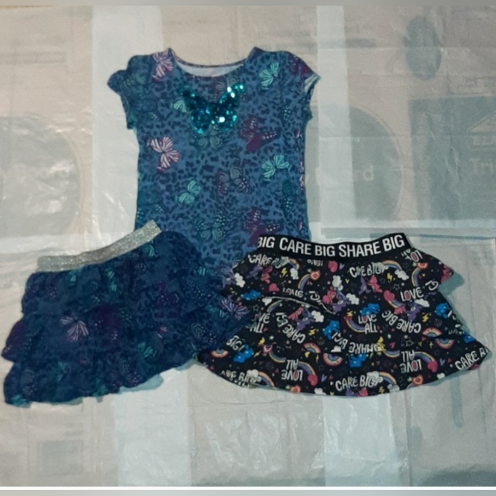 Garanimals Bundle size 8 Girls.